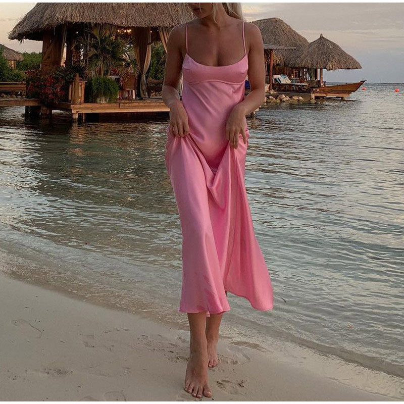 Robe Satinée Élégante